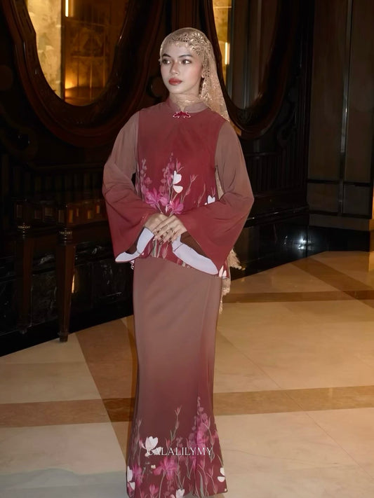 ANGGUN KURUNG IN RICH BROWN BURGUNDY