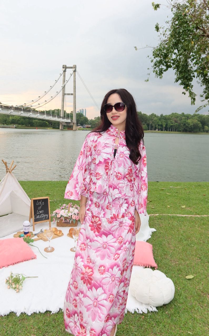 THE KNOT COTTON EMBROIDERY