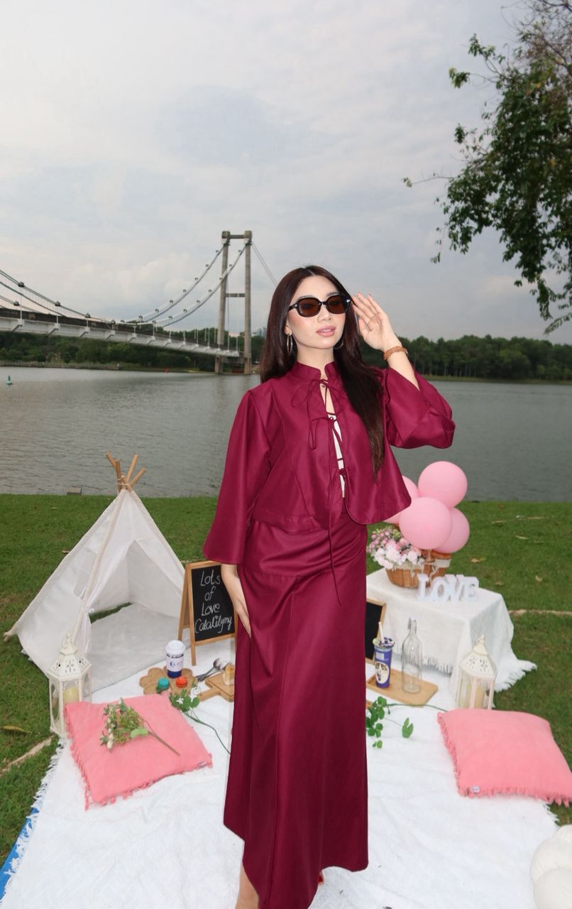 THE KNOT COTTON EMBROIDERY