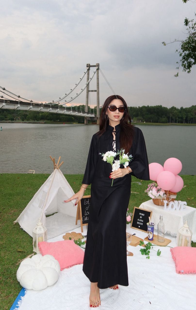 THE KNOT COTTON EMBROIDERY