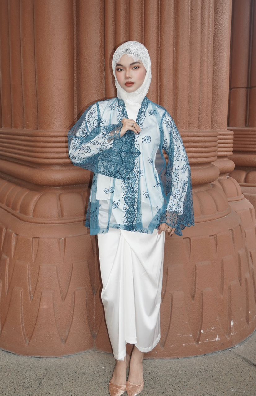 AISYA KEBAYA SILK PARIO TEAL WHITE