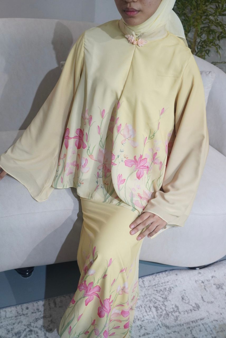 ANGGUN KURUNG IN SOFT YELLOW